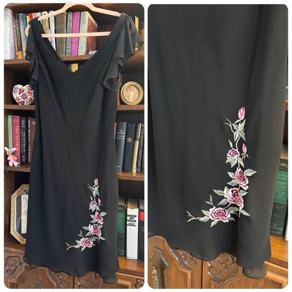 American Vintage Dresses & Skirts - VTG Y2K SL Fashions Ruffle Flutter Sleeve Pull on Floral Dress Flounce Hem 16